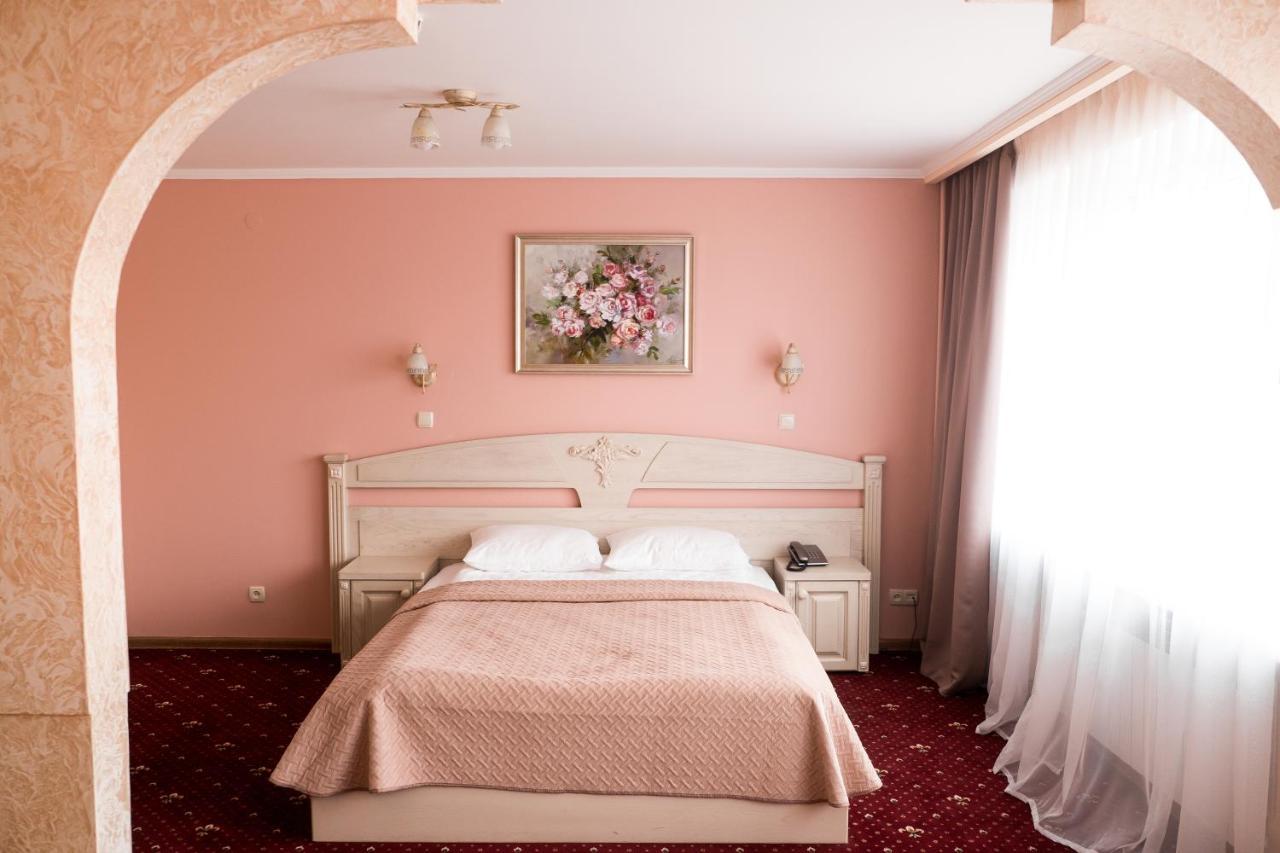Hotel Halychyna Tarnopol Zewnętrze zdjęcie