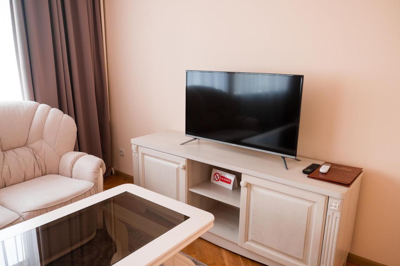 Hotel Halychyna Tarnopol Zewnętrze zdjęcie