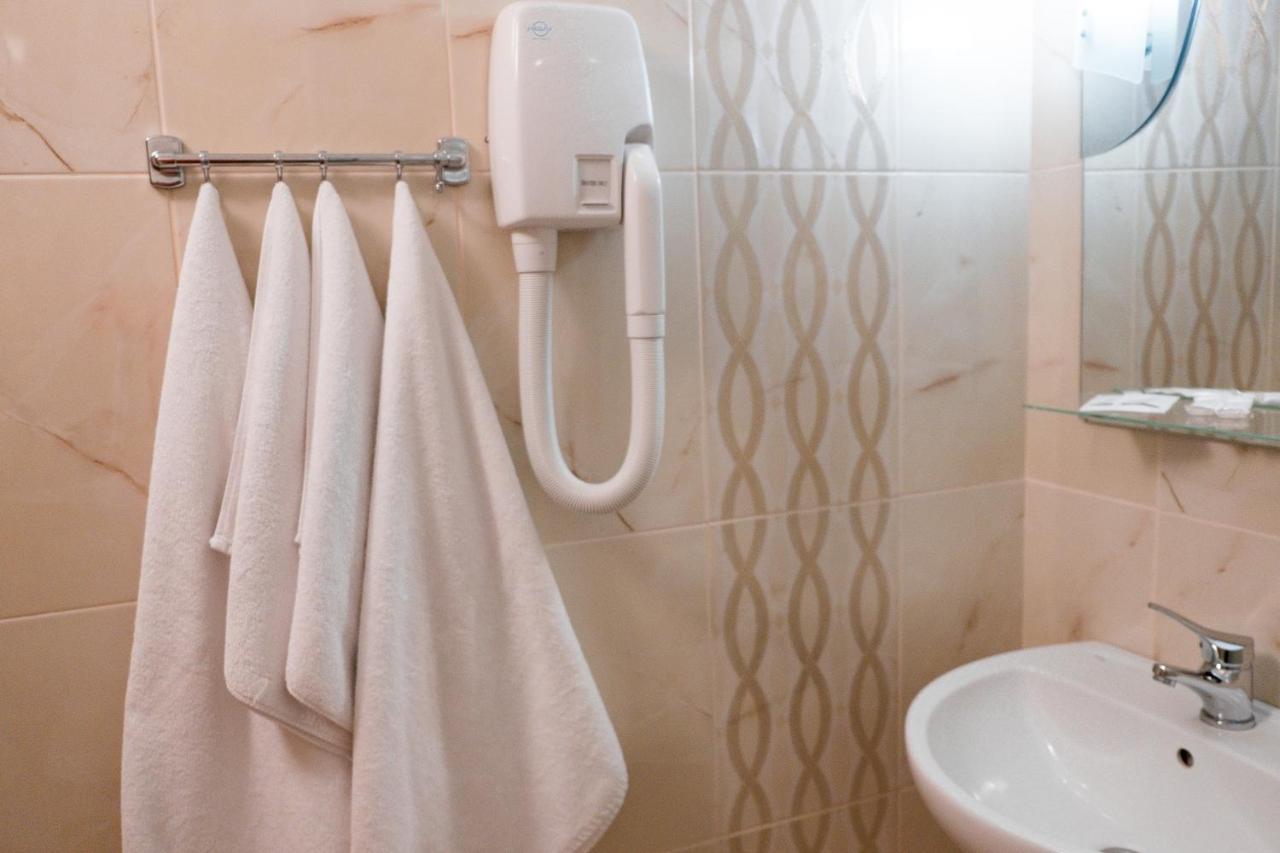Hotel Halychyna Tarnopol Zewnętrze zdjęcie