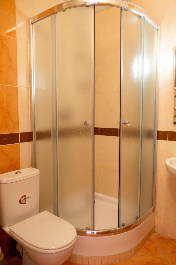 Hotel Halychyna Tarnopol Zewnętrze zdjęcie