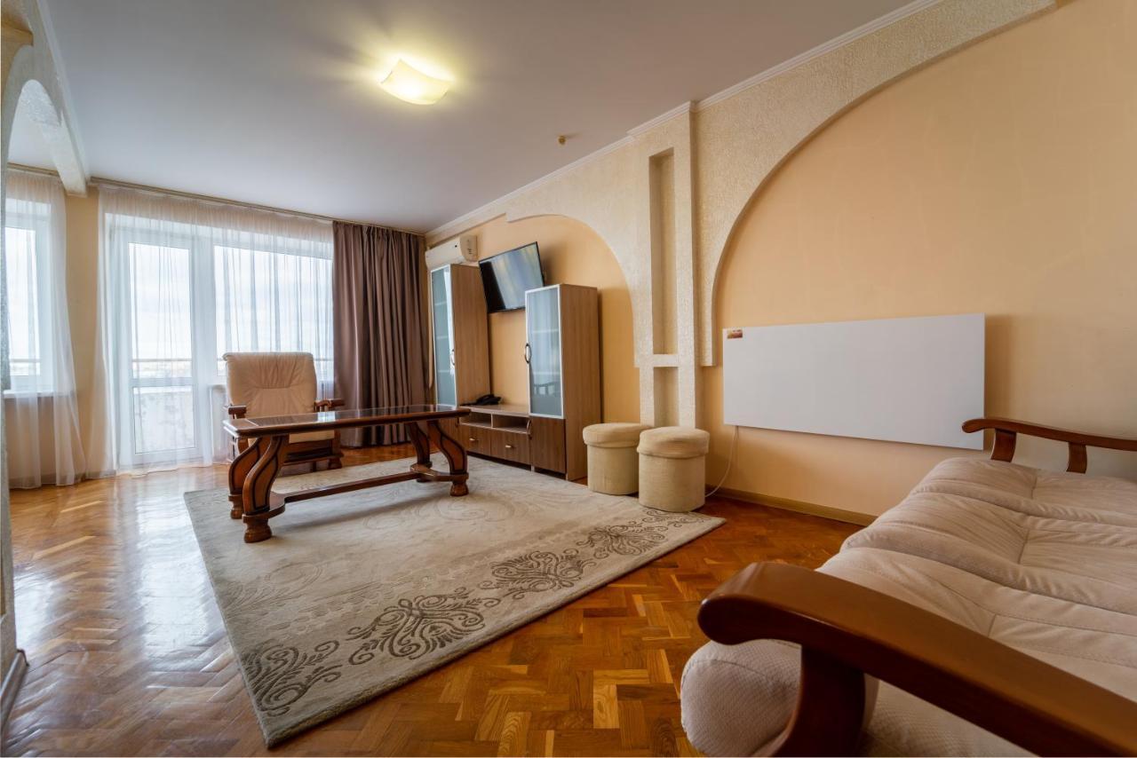 Hotel Halychyna Tarnopol Zewnętrze zdjęcie